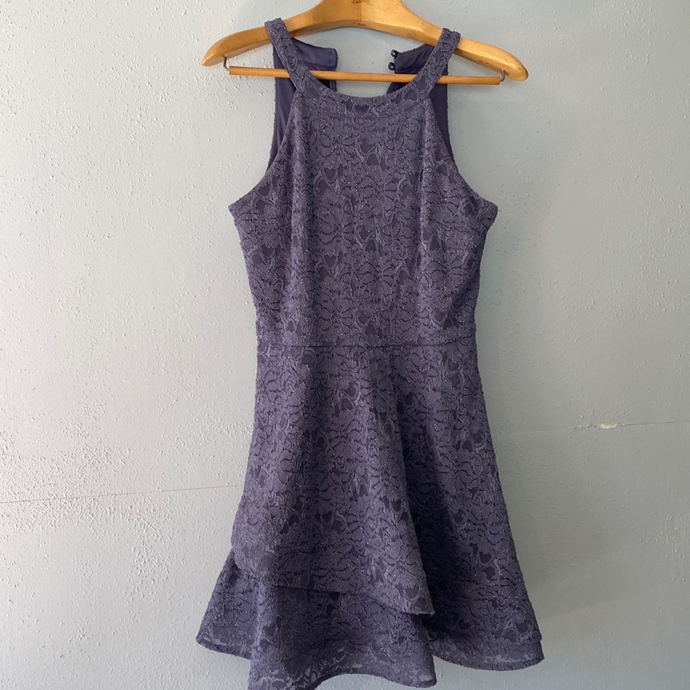 Size 11 BCX Semi Formal Pre-Owned Light Purple Dress